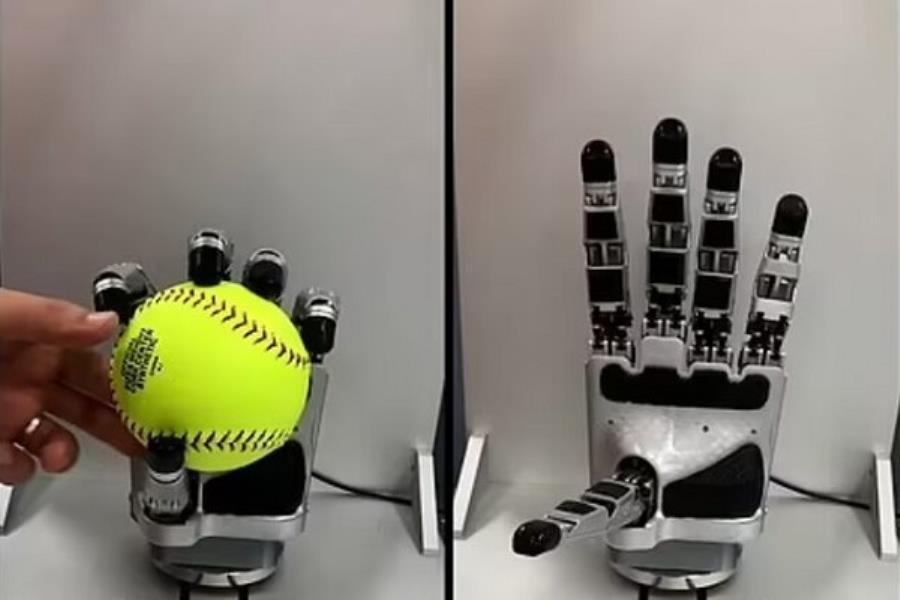 ساخت دست رباتیک با توانایی خم و راست کردن انگشتان